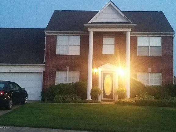 3rd image of 889 Lakemont Dr