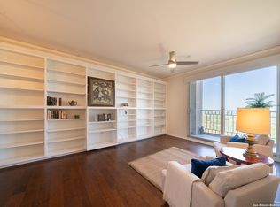 1 towers park #2205, San Antonio, TX 78209