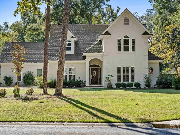 6120 Oakwood Ln, Fairhope, AL 36532