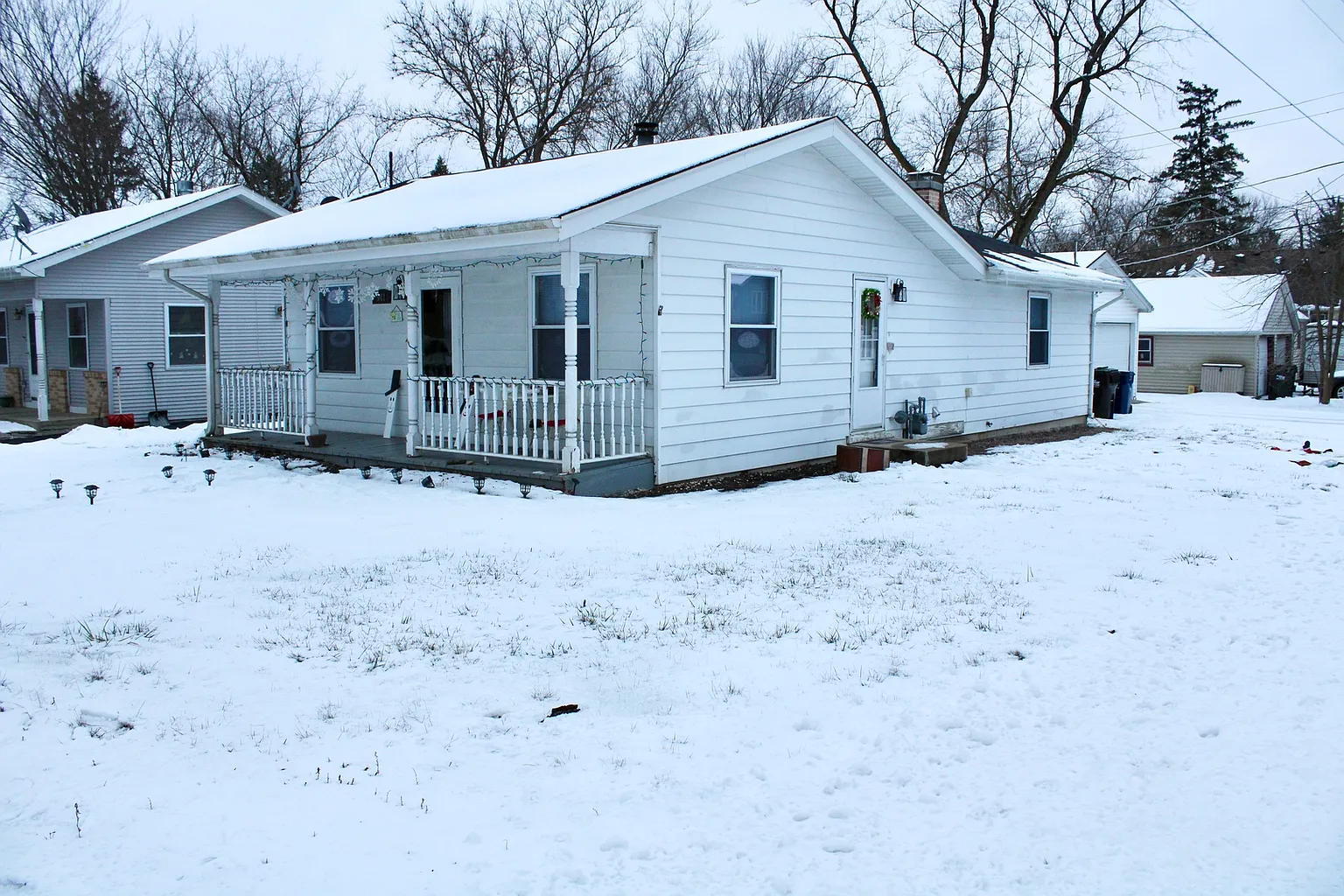 941 Glencoe Ter photo 1