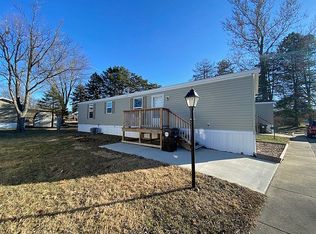 106 Water Oak Dr, Morton, IL 61550