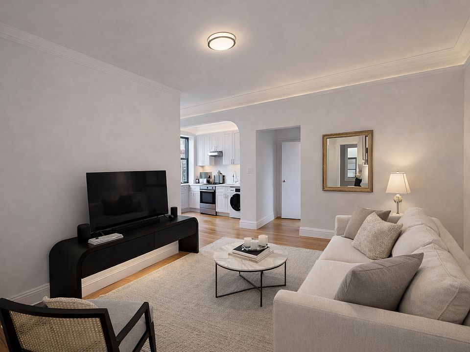 1st image of 76 Carmine St APT 5A