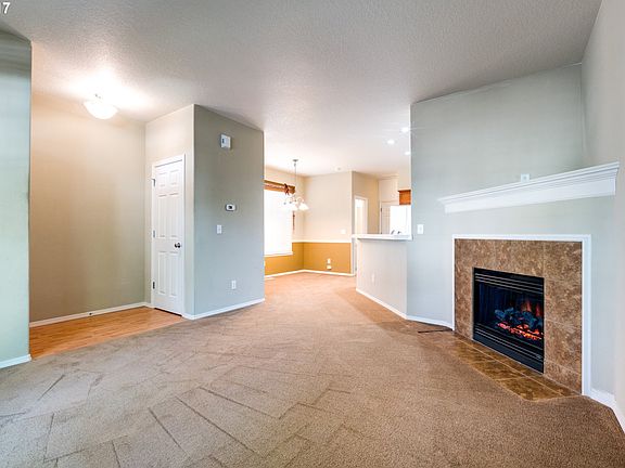5th image of 1204 SE Bacarra St