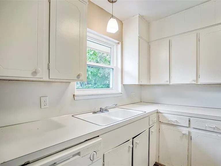 3532 Midwest Dr #C — Photo 13