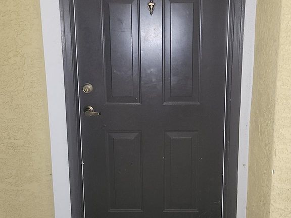 3rd image of 10205 Courtney Palms Blvd APT 101