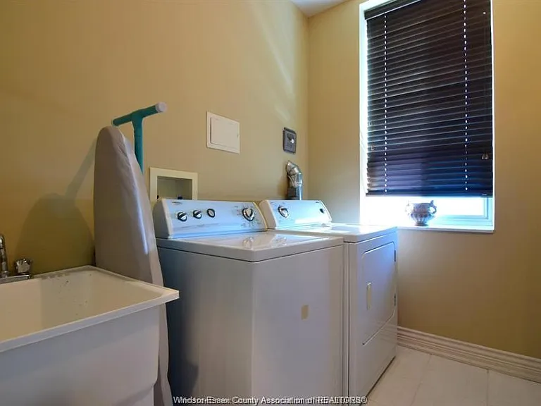1225 Riverside Dr W #1204 — Photo 28