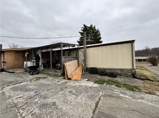 12317 Reedy Creek Rd, Bristol, VA 24202