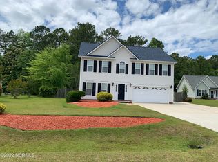 107 Heron Moon Ct, Havelock, NC 28532