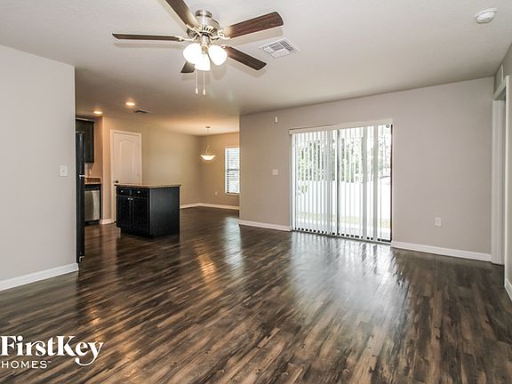 3rd image of 3377 Dewberry Dr