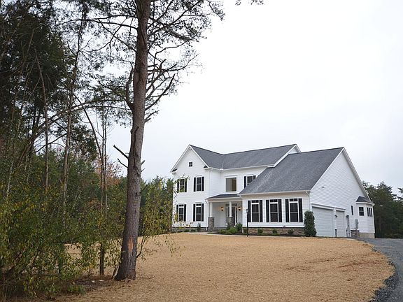 3rd image of 10013 Windy Hill Dr