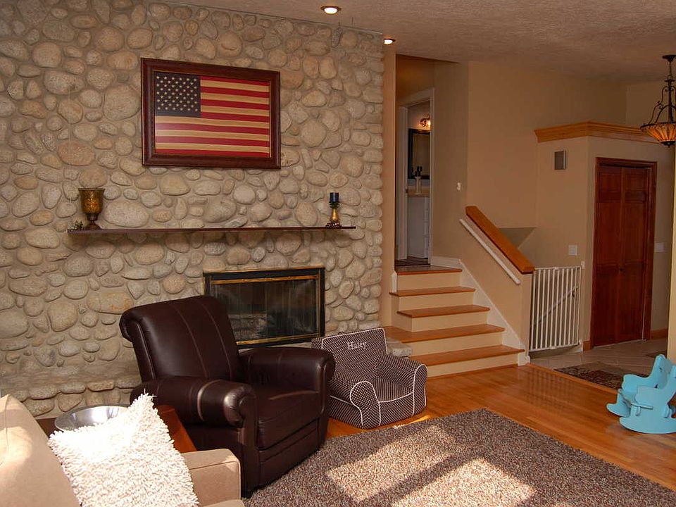 Living Room 3rd View