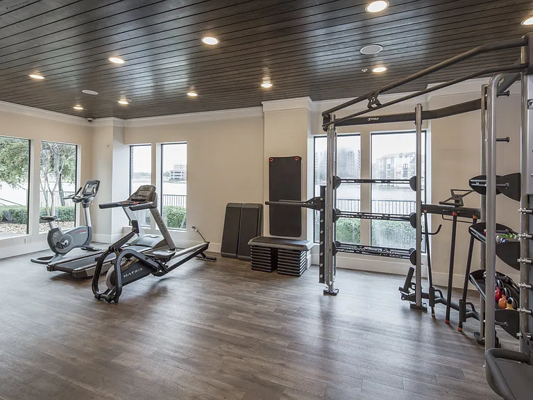 Lakeshore Lofts — Photo 33