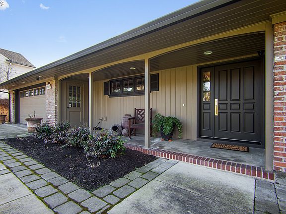 2nd image of 3911 Wauna Vista Dr