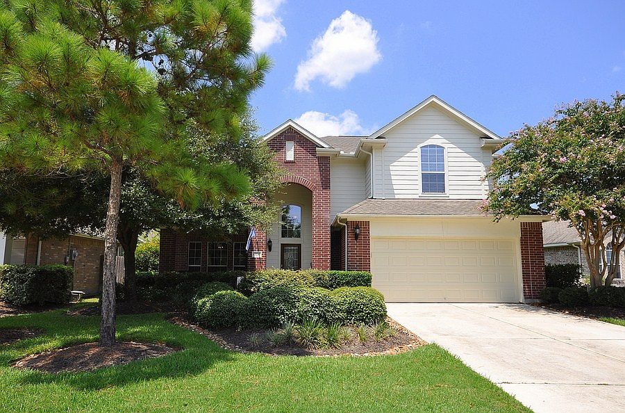1st image of 15210 Bentridge Dr
