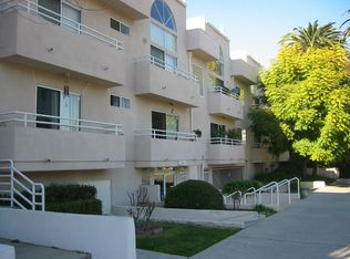 4631 Kester Ave #203, Sherman Oaks, CA 91403