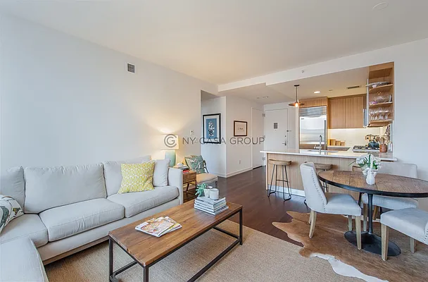 Rented by NY Casa Group | media 38