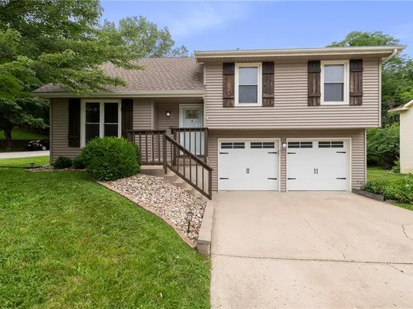 6823 N Mercier St, Kansas City, MO 64118