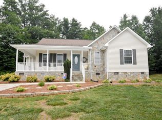 101 Silver Fox Ln, Randleman, NC 27317