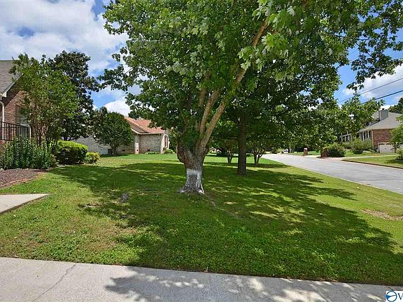 2nd image of 103 Wellington Dr