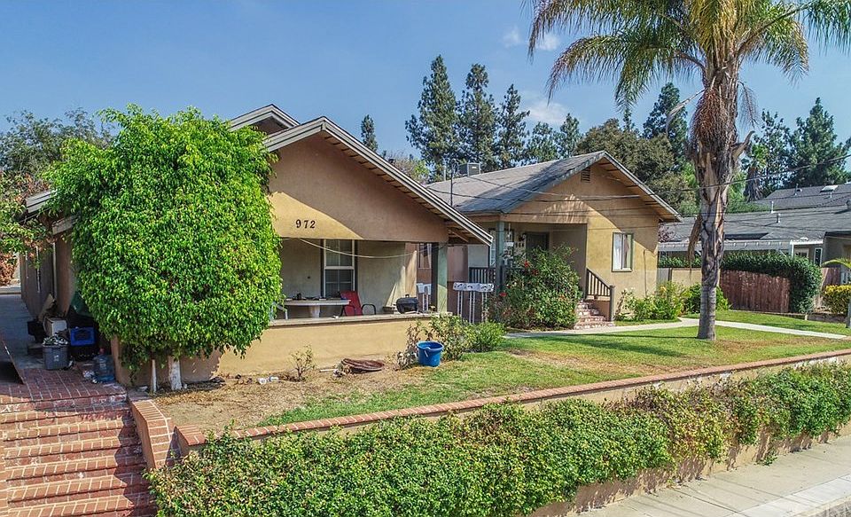 1st image of 962 Cypress Ave