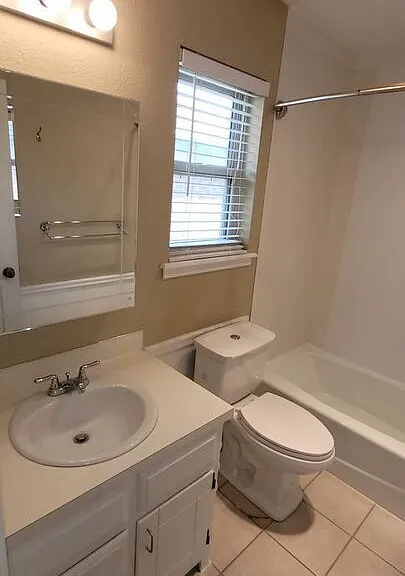 4620 Itasca St — Photo 23