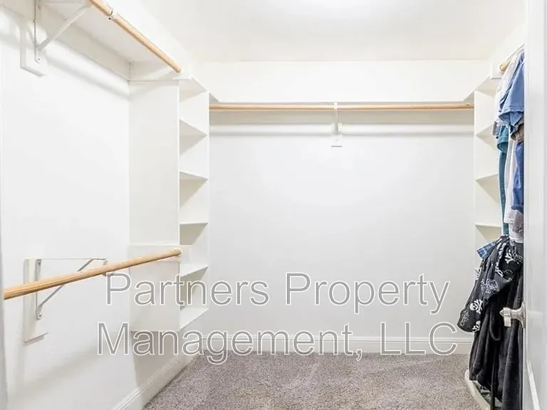 561 Red Bud St — Photo 21