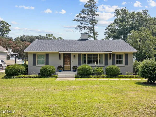 306 Camelia Road, Trent Woods, NC 28562
