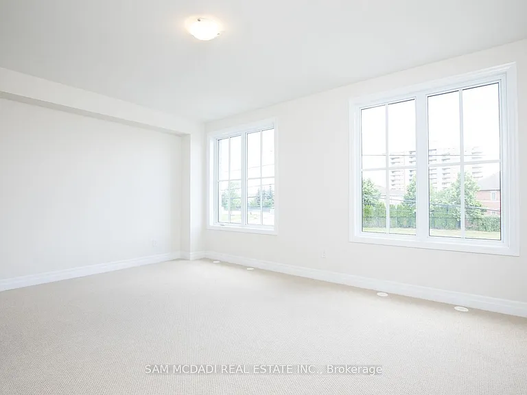 1180 Cawthra Rd #102 — Photo 8
