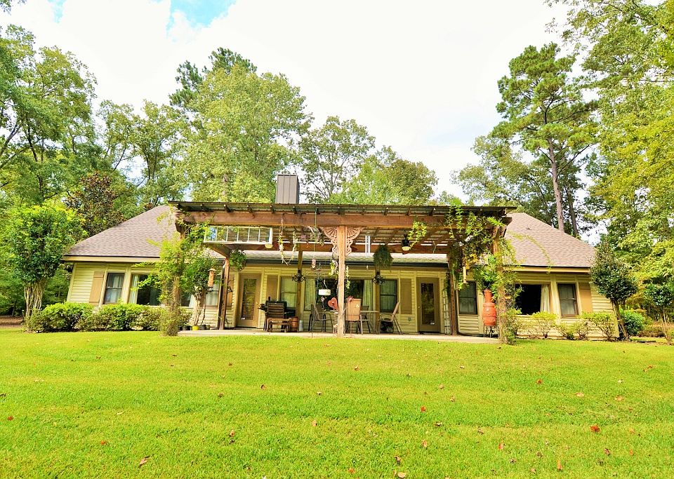 1st image of 11063 N Lake Rosemound Rd