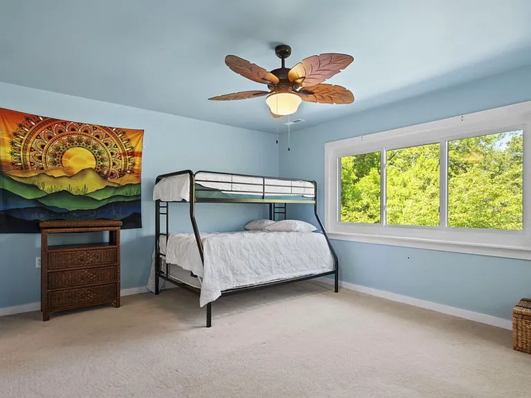 312 McGinnis Dr — Photo 9