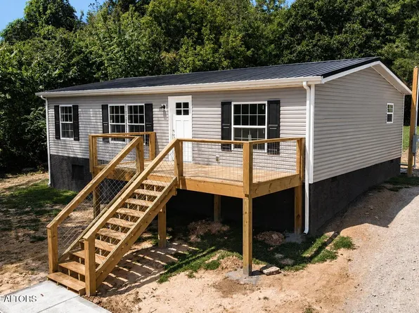 902 W Prospect St, La Follette, TN 37766