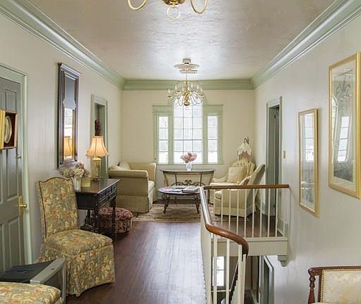 5th image of 25 Woodbridge St