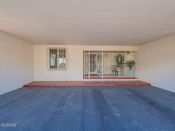 5th image of 9070 E Palms Park Dr