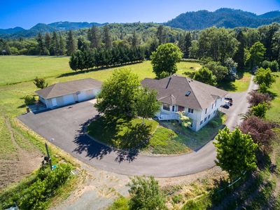 295 Foots Cres, Gold Hill, OR, 97525