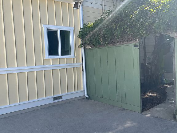 Gate entrance