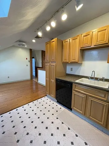 30 Whipple St #3 — Photo 9