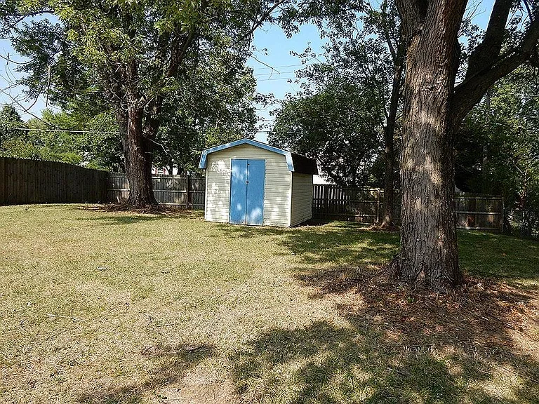5067 Carter Ct — Photo 23