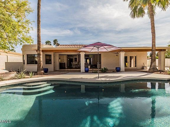 4th image of 10910 E Tierra Dr