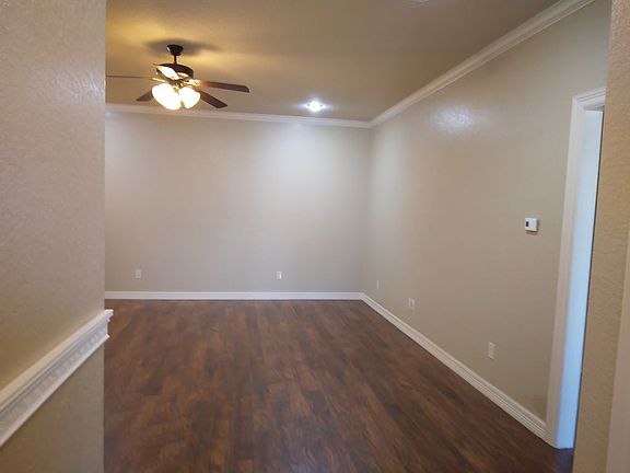 4th image of 1808 Park Pl