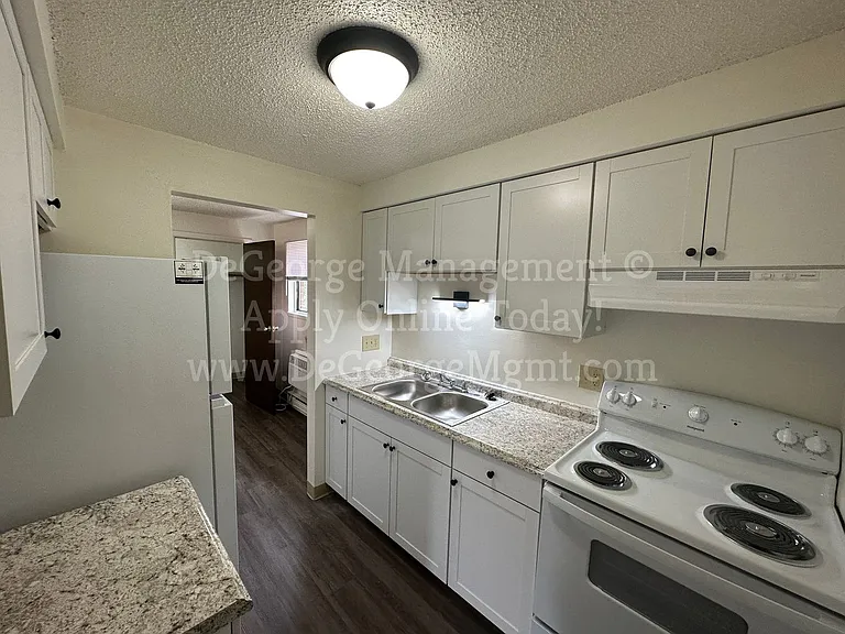 Oak Ridge Manor Apartments — Photo 21