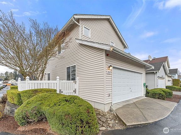 4th image of 1441 Rooklidge St