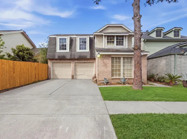 6438 Chatham Island Ln, Houston, TX 77035
