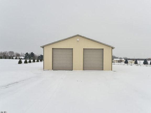 3rd image of 4242 Samantha Dr NW