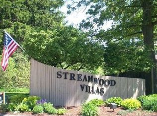 51092 Streamwood Dr, Granger, IN 46530