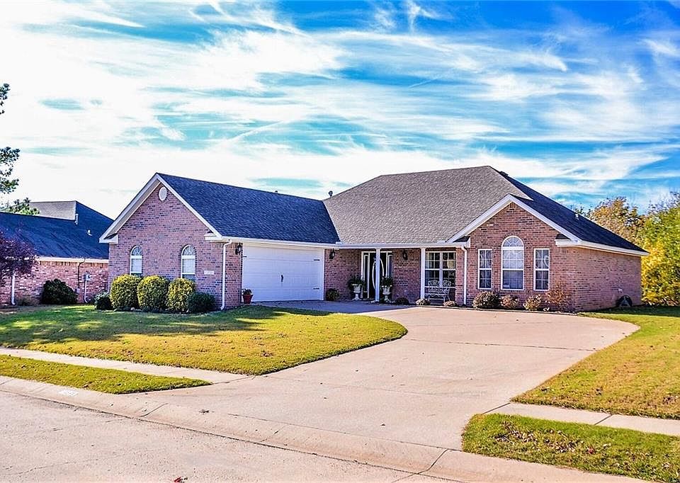 1st image of 11391 Club House Pkwy