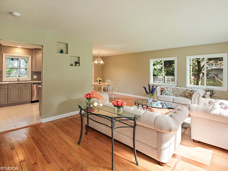760 Summit Rd — Photo 8