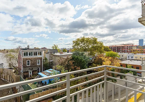 Rented by Astoria Realty | media 2