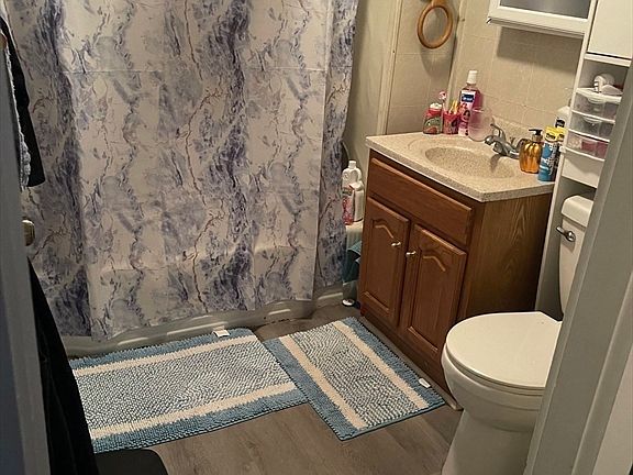 4th image of 144 Prospect Ave