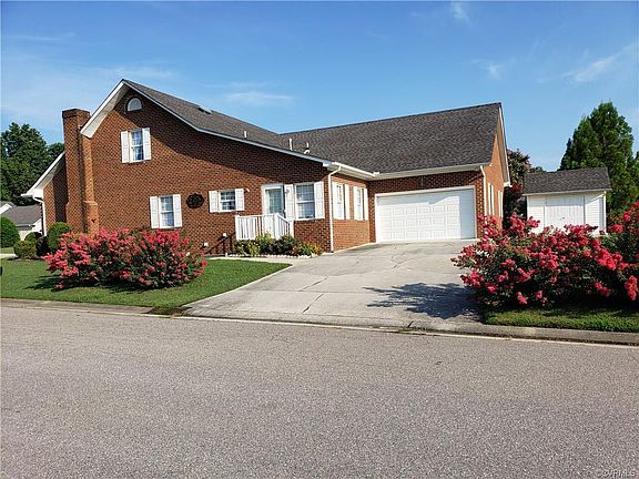 4th image of 500 Cobblestone Dr