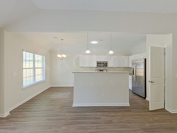 4th image of 117 Live Oak Dr